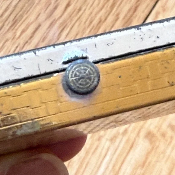 2 Vintage Compacts Elizabeth Arden (Octagon) and Dorset Fifth Avenue (Square) - Picture 12 of 12